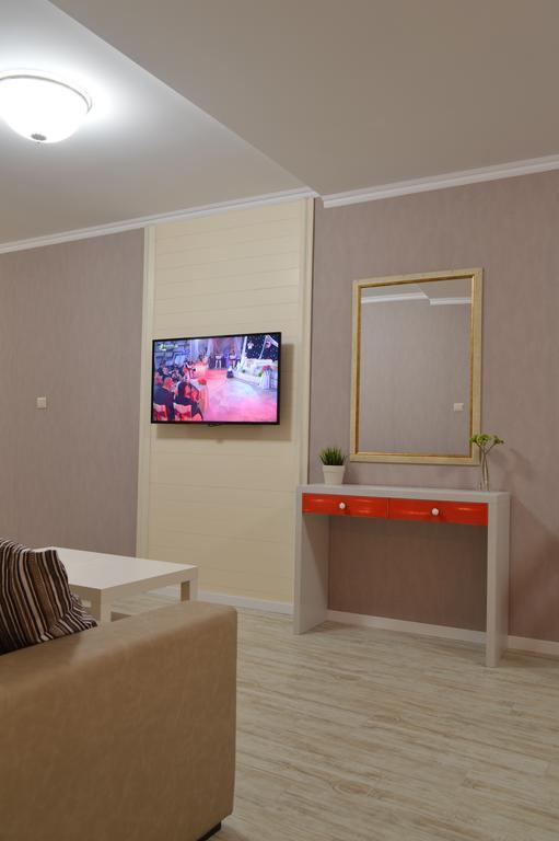 Divona Studio Rusze Szoba fotó